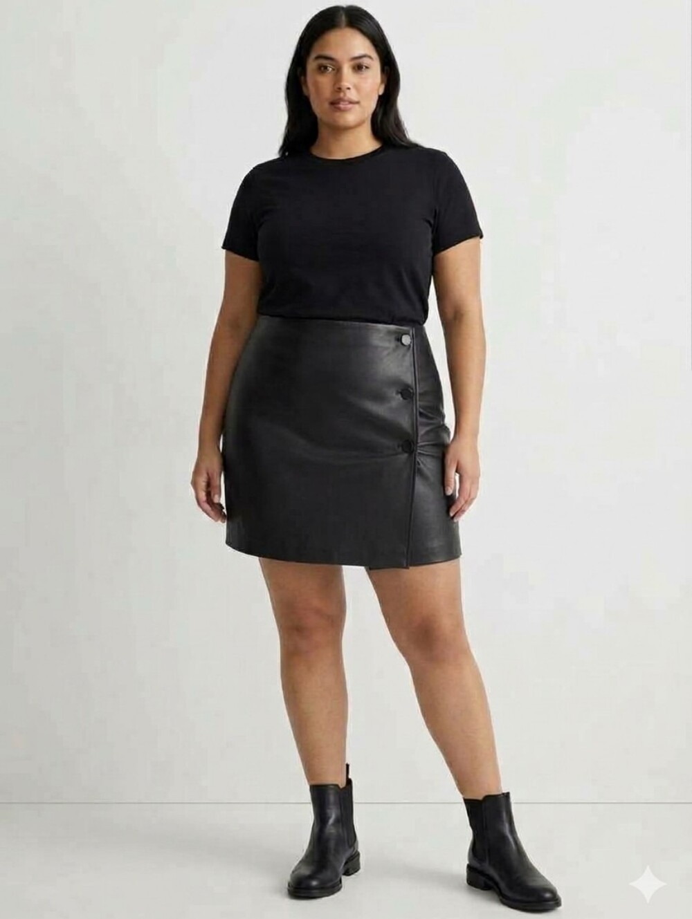 NWOT Ann Taylor Black Faux Leather Button-Accent Skirt 14